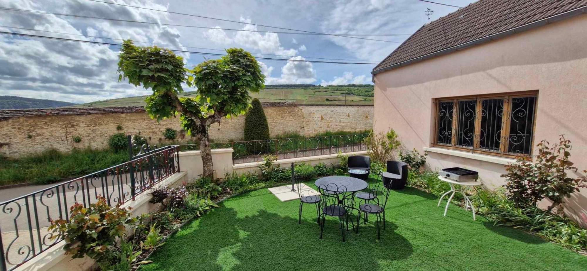 Maison Au Pied Des Vignes Vosne-Romanée Exterior foto